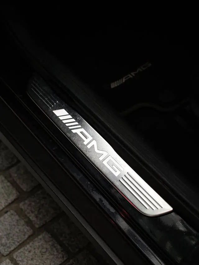 audi avec un glc pour decrire les service VIP